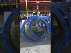 L'acier inoxydable est utilisé pour l'expansion du pipeline.