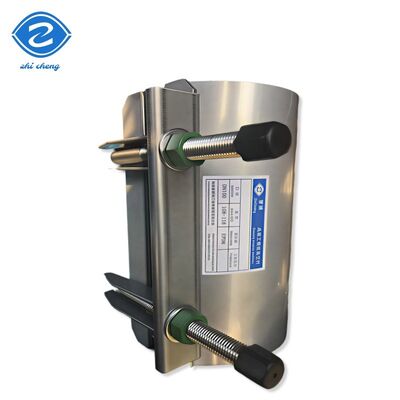 Serre de réparation de tuyaux en acier inoxydable léger avec installation facile pour la réparation des fuites